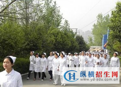 南充高护学校2.jpg